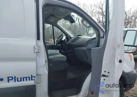 2017 Ford Transit-250 z USA, uszkodzony, nr VIN 1FTYR2ZM7HKA93769